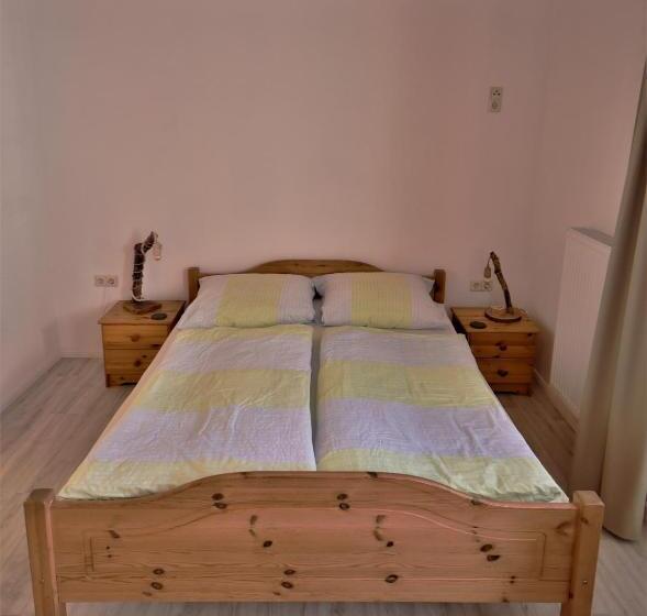 민박 Siggis Pension Apartments