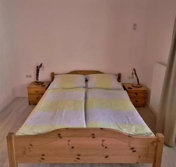 Bed and Breakfast Siggis Pension   Apartments