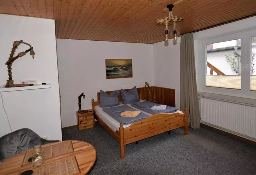 Bed and Breakfast Siggis Pension   Apartments