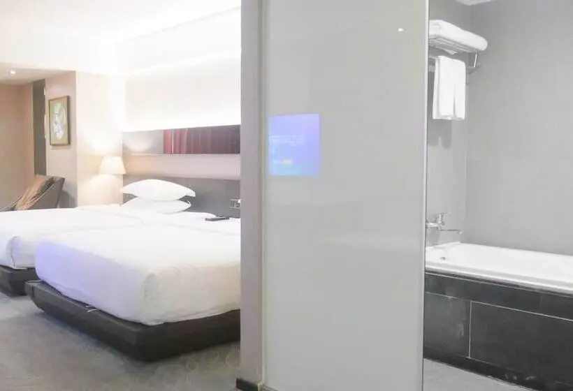 هتل Chongqing Kaoyu