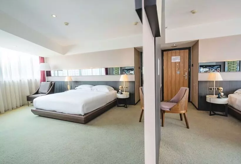 هتل Chongqing Kaoyu