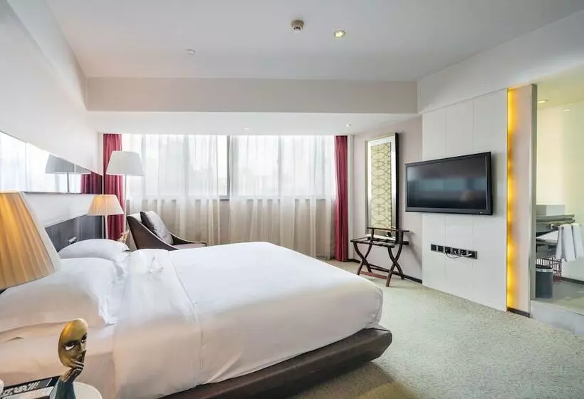 هتل Chongqing Kaoyu