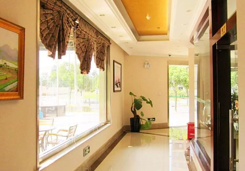 호텔 Greentree Inn Shanghai Xupu Bridge