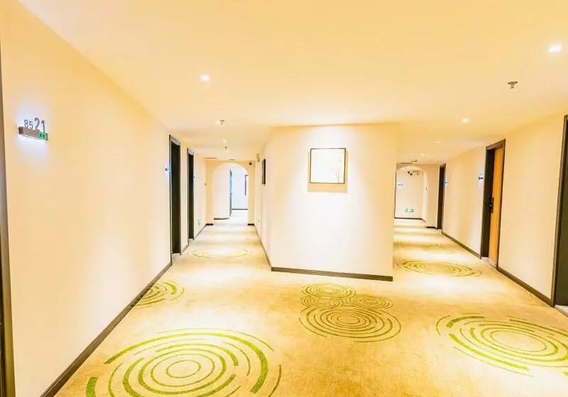 호텔 Greentree Inn Shanghai Xupu Bridge