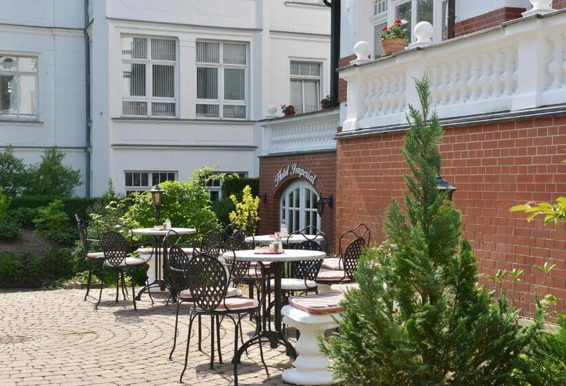 בית מלון כפרי Imperial Rügen