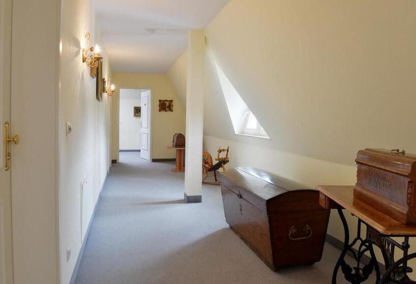 בית מלון כפרי Imperial Rügen