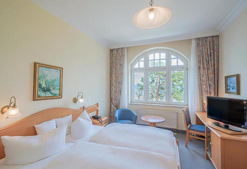 בית מלון כפרי Imperial Rügen