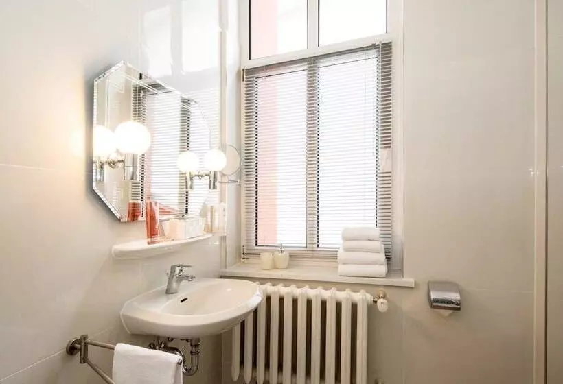 Отель Kaiser Wilhelm