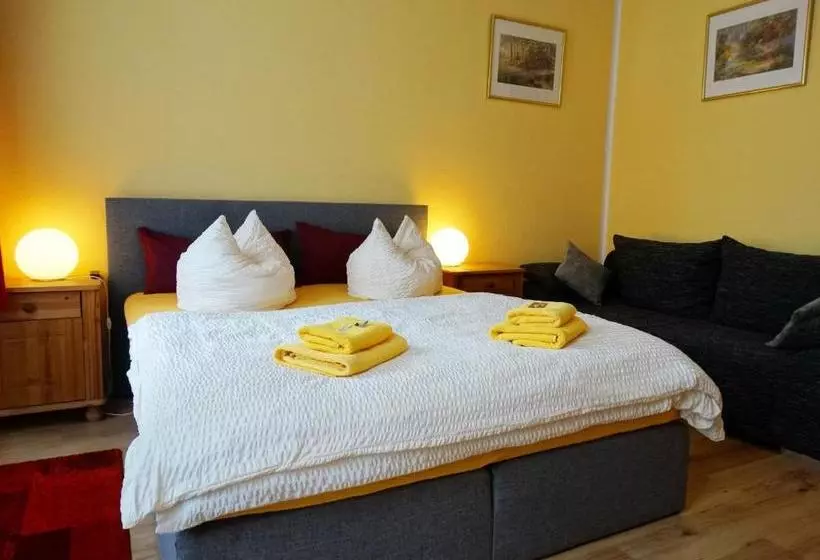 هتل Pension Freiraum Berlin