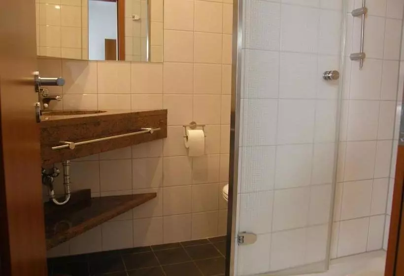 هتل Pension Freiraum Berlin