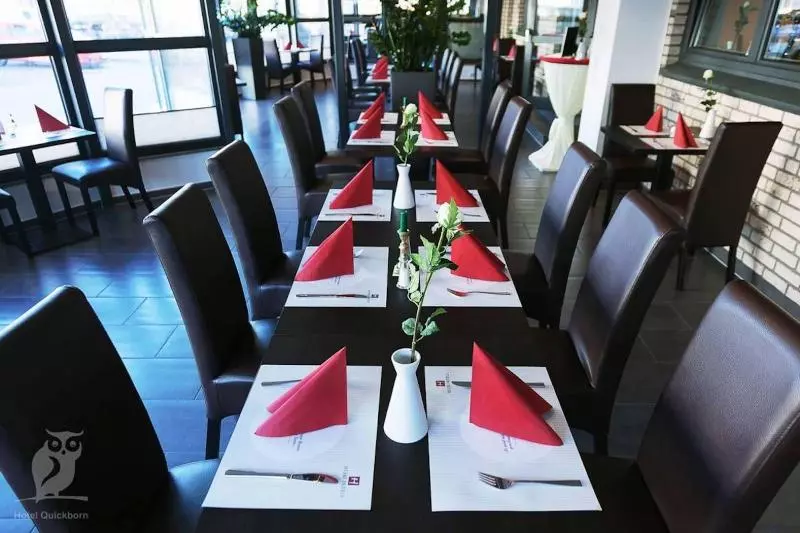 Отель Quickborn & Gastehaus Hesse