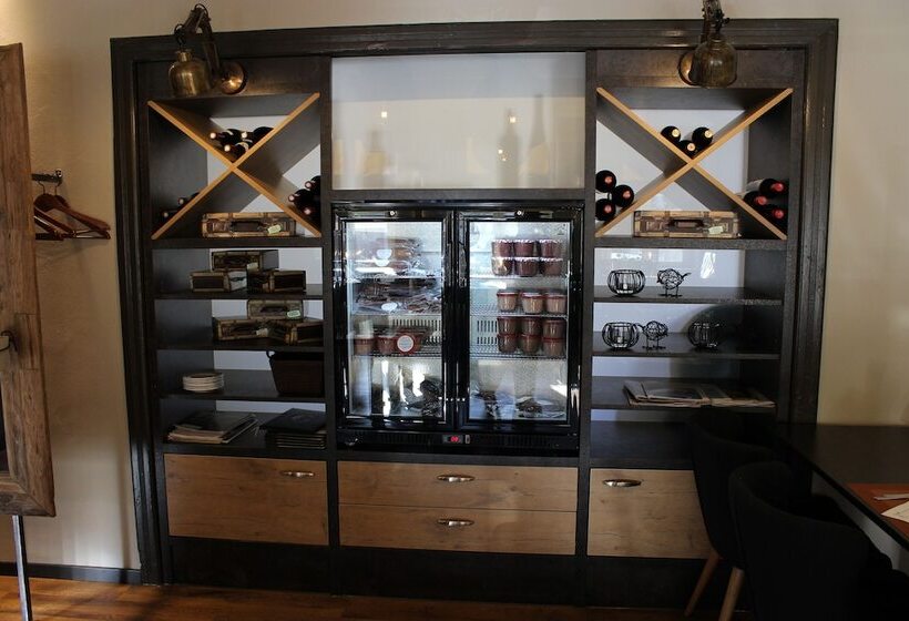 فندق Restaurant Zum Schlossberg