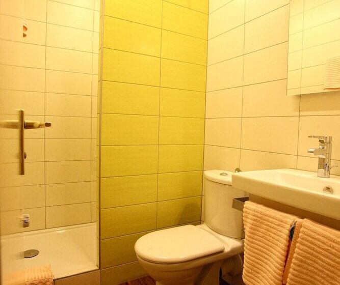 فندق Restaurant Zum Schlossberg