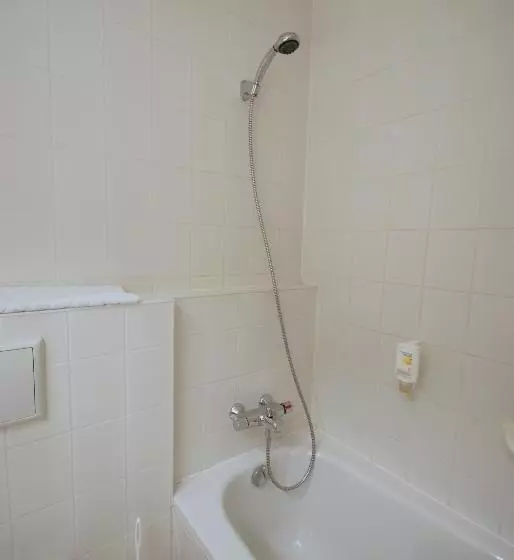 هتل Rosenstadt & Malxestube Restaurant