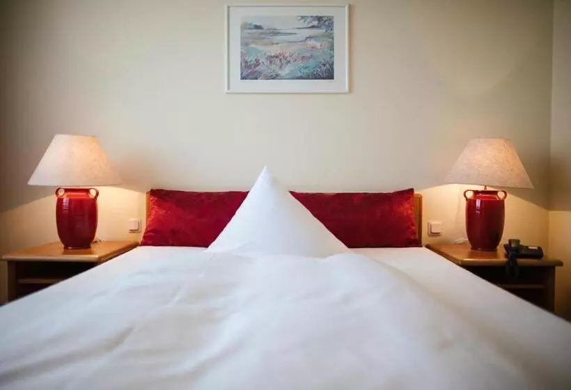 هتل Rosenstadt & Malxestube Restaurant