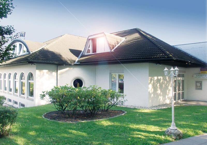 Sporthotel Racket Inn