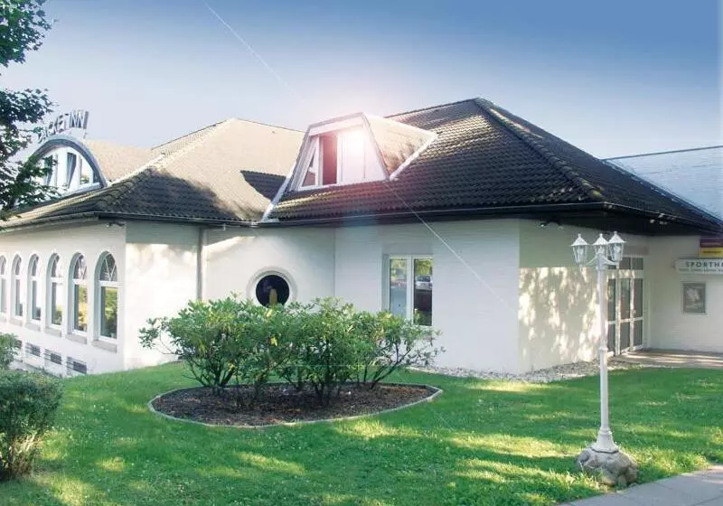 Sporthotel Racket Inn