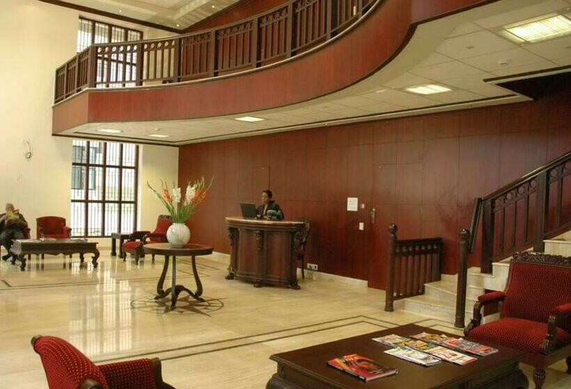 هاستل Itis Suites