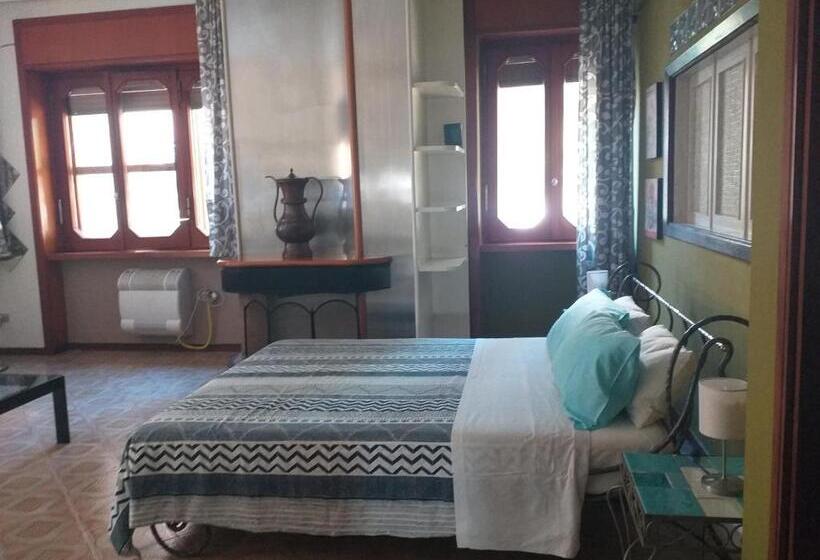 تختخواب و صبحانه Verde Smeraldo