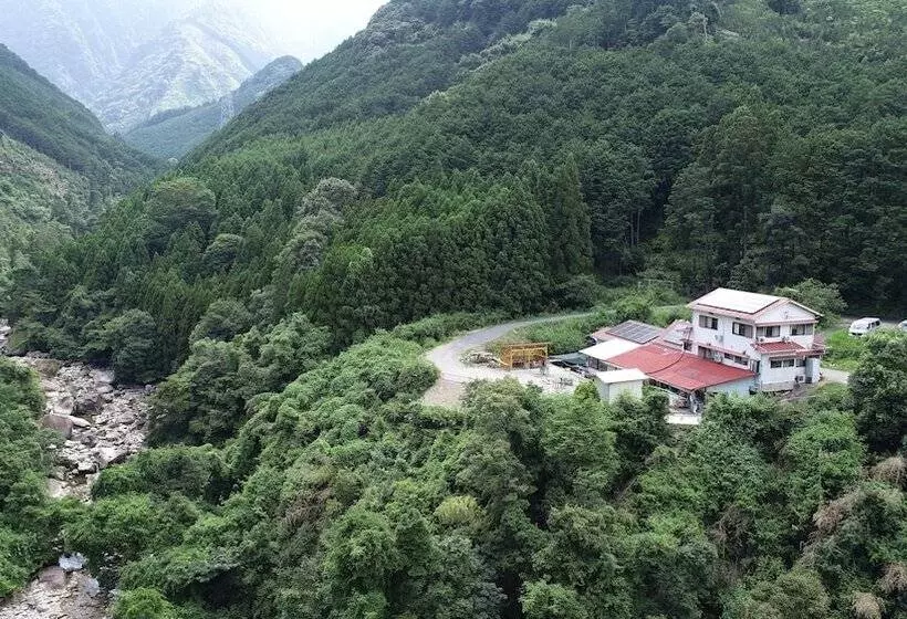 ペンション Minshuku Iwana No Sato