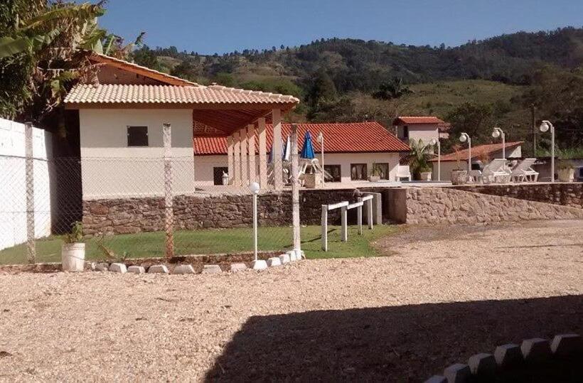 Pension (Hôtel basse catégorie) Pousada Encantos Da Serra