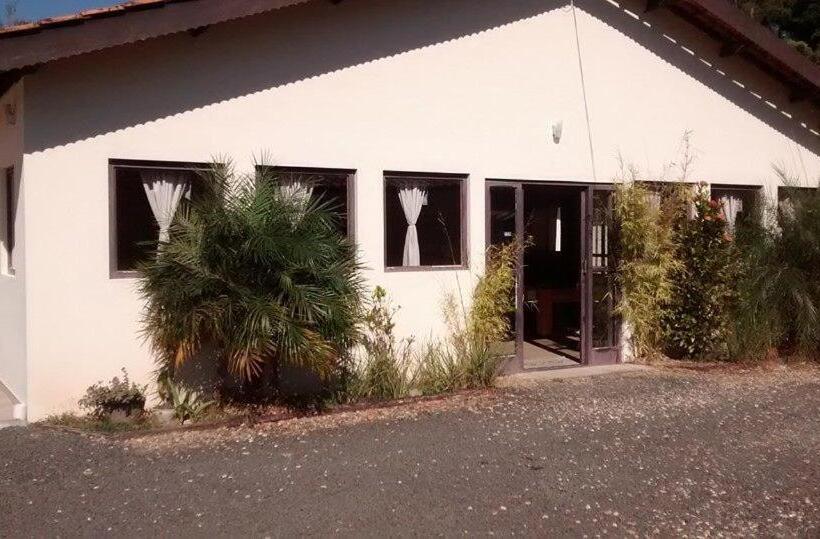 Pension (Hôtel basse catégorie) Pousada Encantos Da Serra