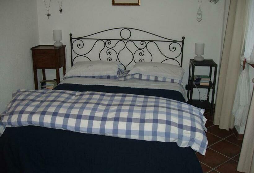 ベッドアンドブレックファースト Cascina Nel Bosco