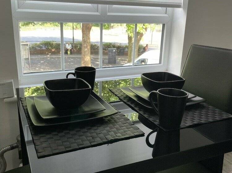 Immaculate 1 Bedroom Flat In Orpington