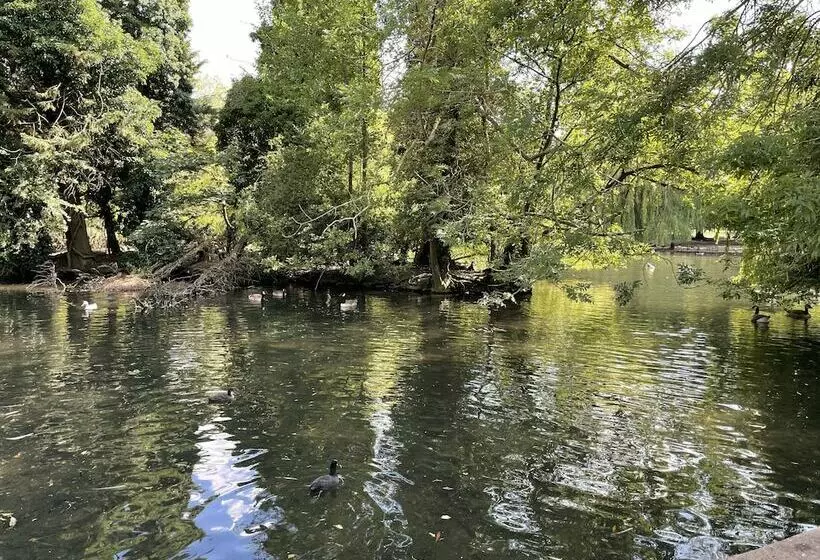 Immaculate 1 Bedroom Flat In Orpington