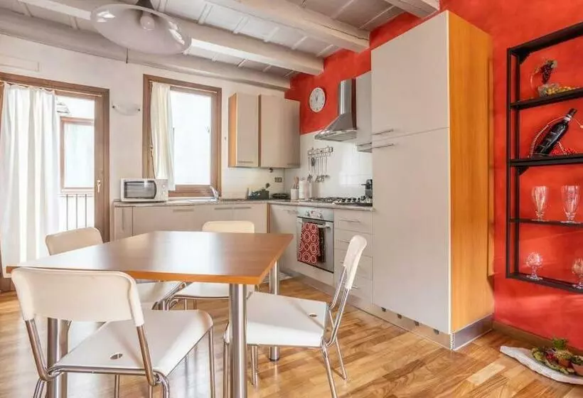 Residence Dei Frutti Pieno Centro   Il Melograno