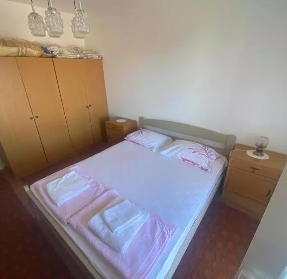 Apartman Elena