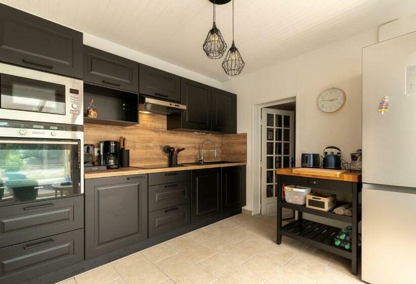 L Hirondelle Bleue   Classé 4 étoiles Proche Mer