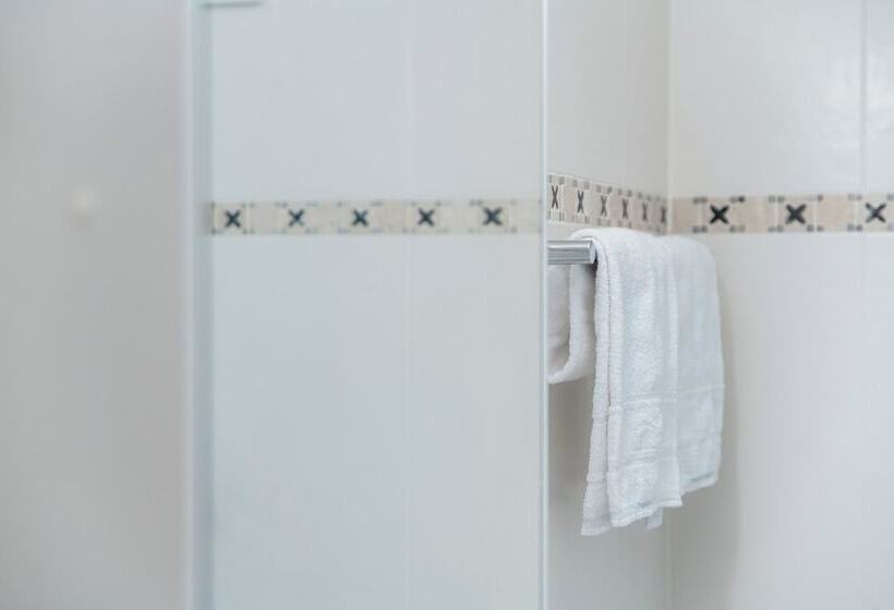 Minusio Apartment By Quokka 360 Bright And Modern Flat With Balcony