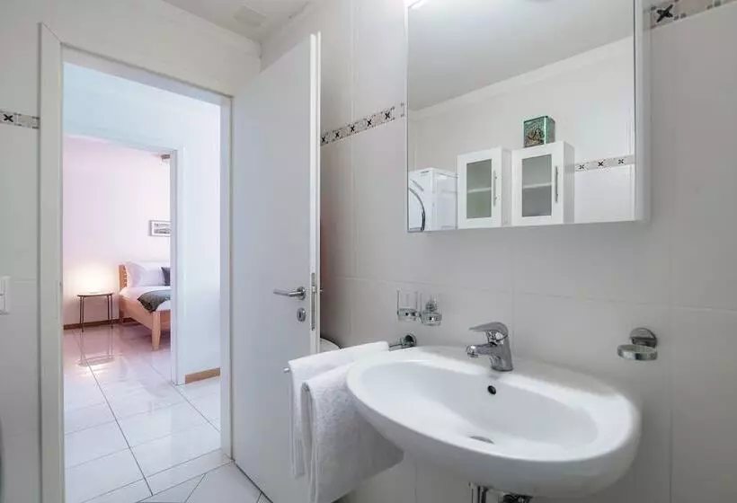 Minusio Apartment By Quokka 360   Bright And Modern Flat With Balcony