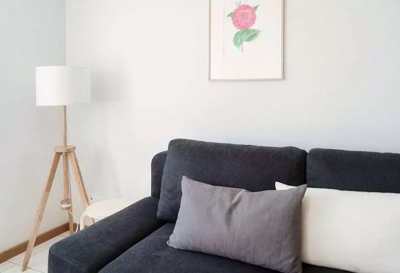 Minusio Apartment By Quokka 360   Bright And Modern Flat With Balcony