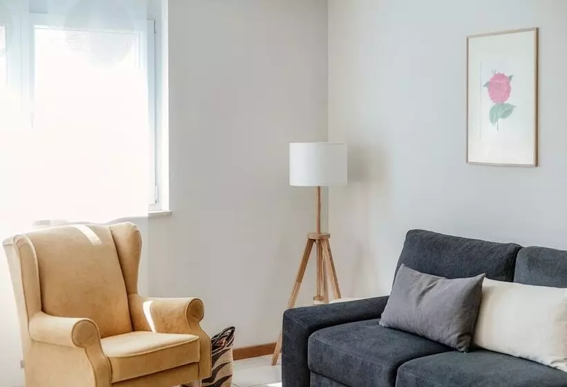 Minusio Apartment By Quokka 360   Bright And Modern Flat With Balcony