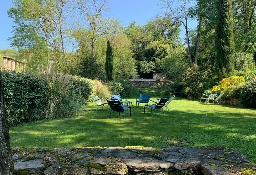 ペンション La Manufacture Royale