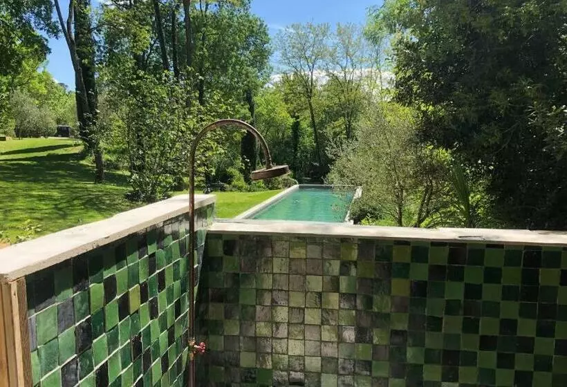 ペンション La Manufacture Royale