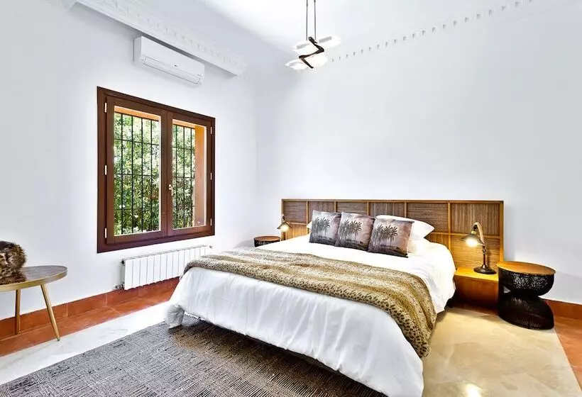 Yolo Spaces   Sotogrande   White House Villa