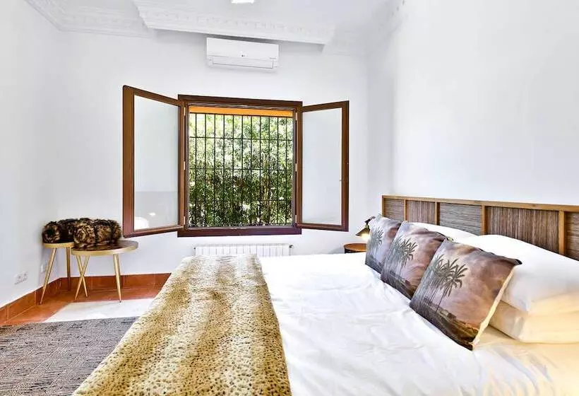 Yolo Spaces   Sotogrande   White House Villa