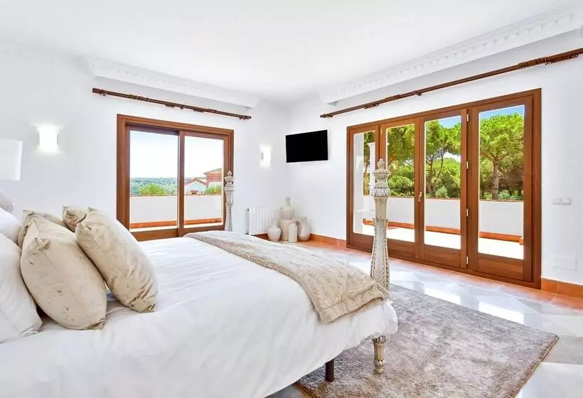 Yolo Spaces   Sotogrande   White House Villa