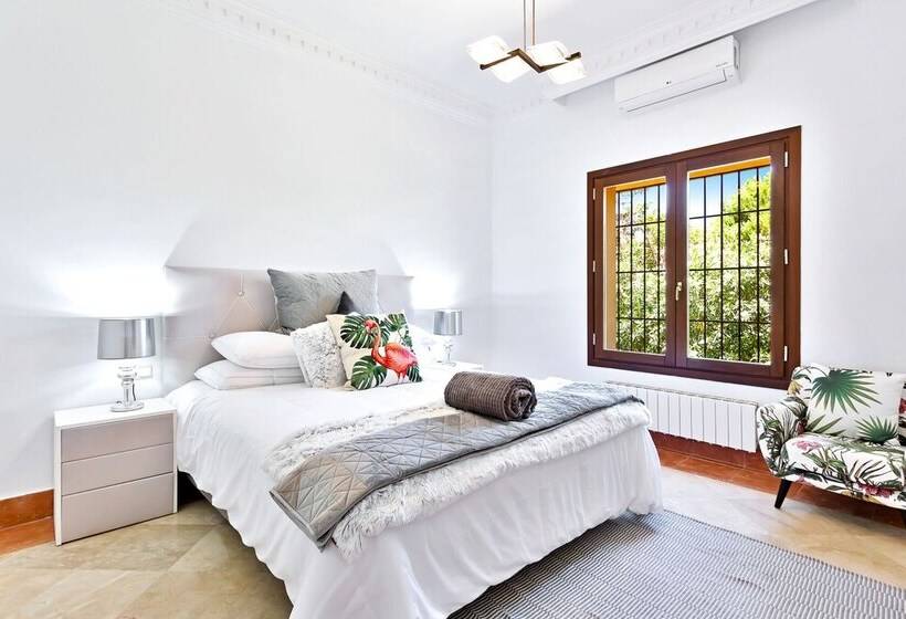 Yolo Spaces   Sotogrande   White House Villa