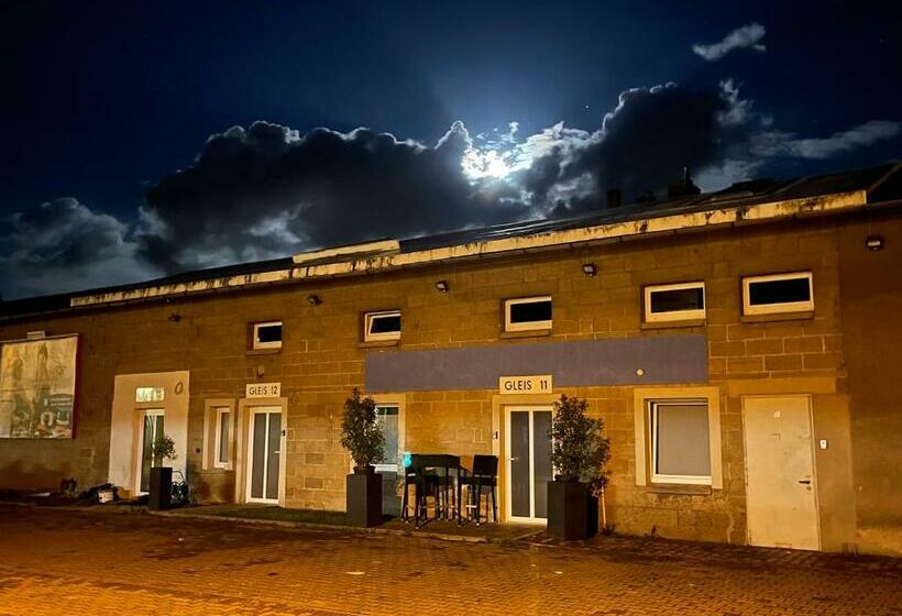 Gleis 13 The Loft Im Ehemaligen Lokschuppen