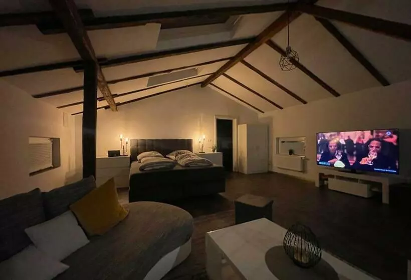 Gleis 13   The Loft Im Ehemaligen Lokschuppen