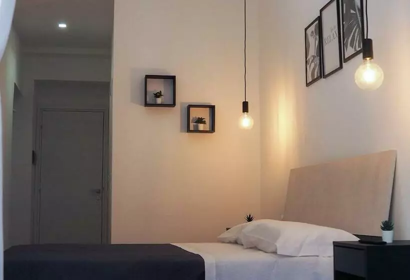 تختخواب و صبحانه Donpè