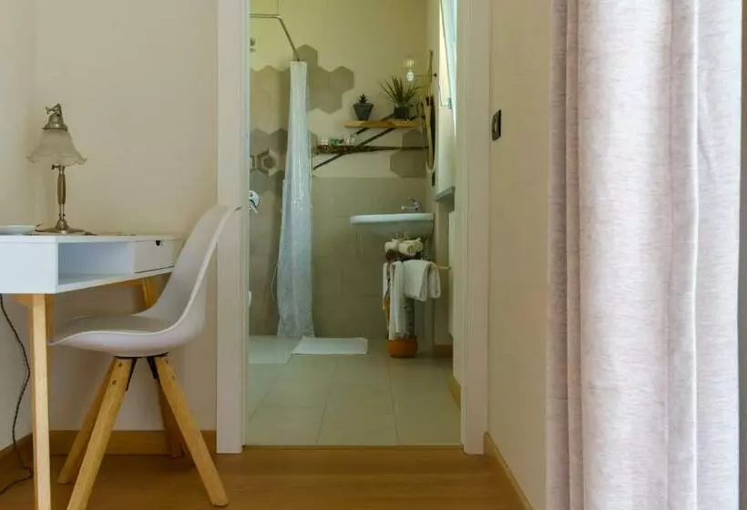 Majatalo Santino S House