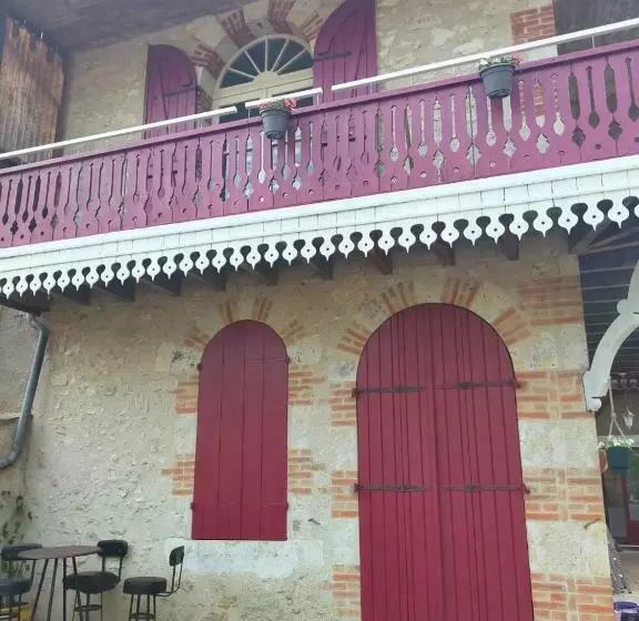 Retkeilymaja L étape Du Canal   Pèlerins, Randonneurs, Vacanciers