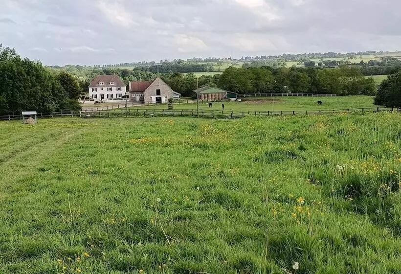 Aamiaismajoitus (B&B) Le Haras D Havetot