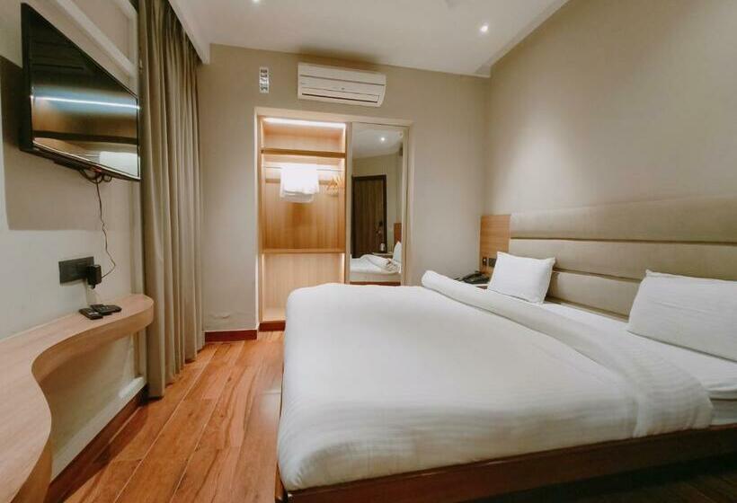 בית מלון כפרי Aura Rooms