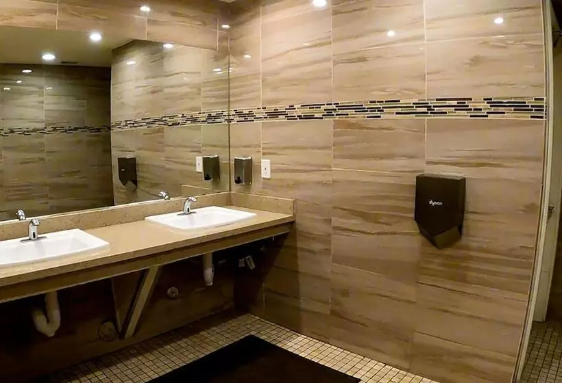 Hotelli Marina Dunes Rv Resort